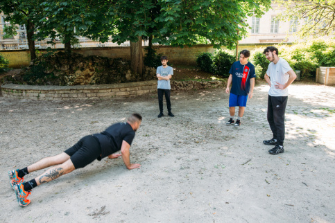 Activité sportive pour les jeunes avec un coach sportif (formateur) - Contrat d’Engagement Jeune – Jeunes en rupture (CEJ-JR)